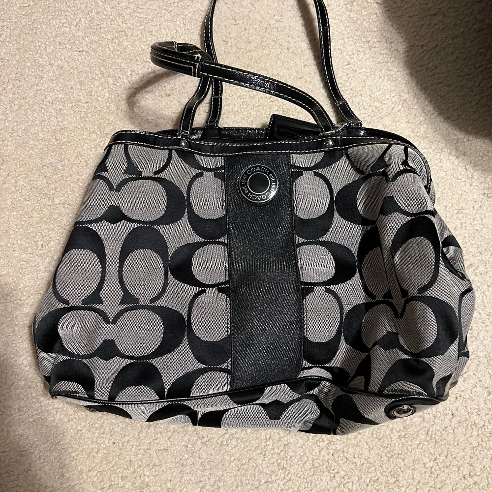 Coach signature framed kiss lock bag
